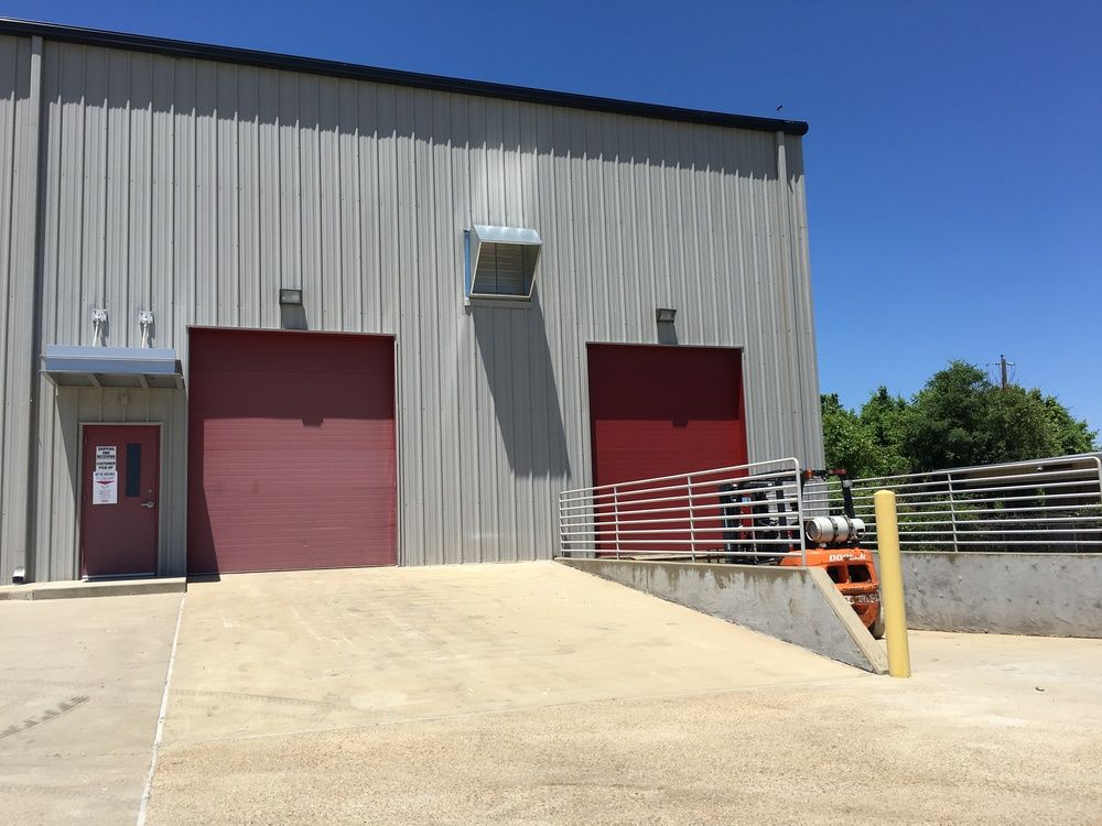 Newly Constructed Class "A" Industrial Building: 1506 Grimmett Dr, Shreveport, LA 71107